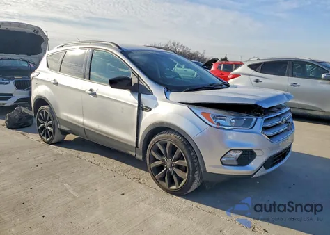 2018 Ford Escape Se z USA, uszkodzony, nr VIN 1FMCU0GD5JUA42020